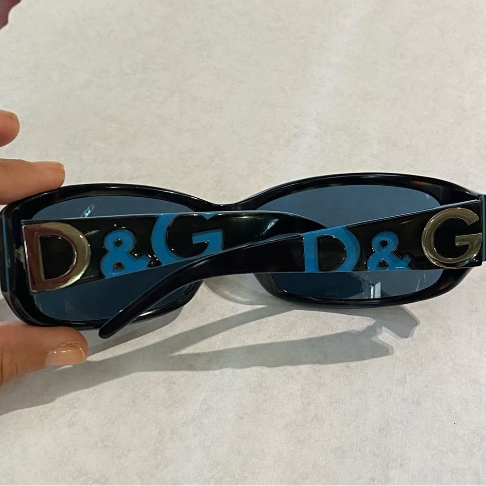 Y2K 2000s Black and Blue Dolce and Gabana sunglasses